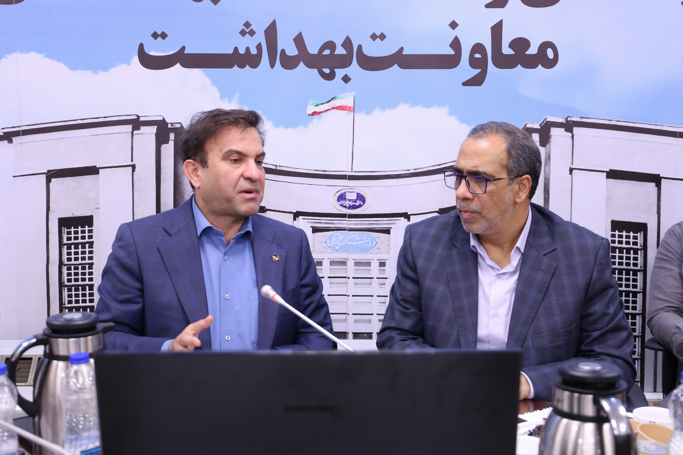 معاونت بهداشت اولین مقصد تیم مدیریتی معاونت توسعه و برنامه‌ریزی منابع دانشگاه در خصوص نقد، بررسی و گفتگوی صمیمانه با رویکرد پیشب